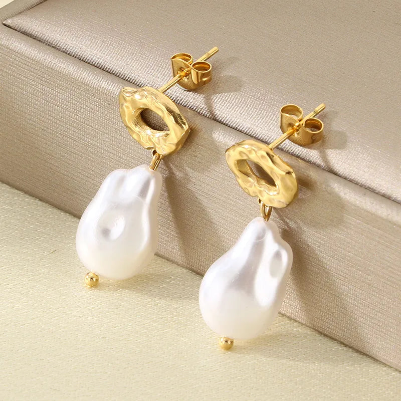 Gia Pearl Earrings | Gold Plated