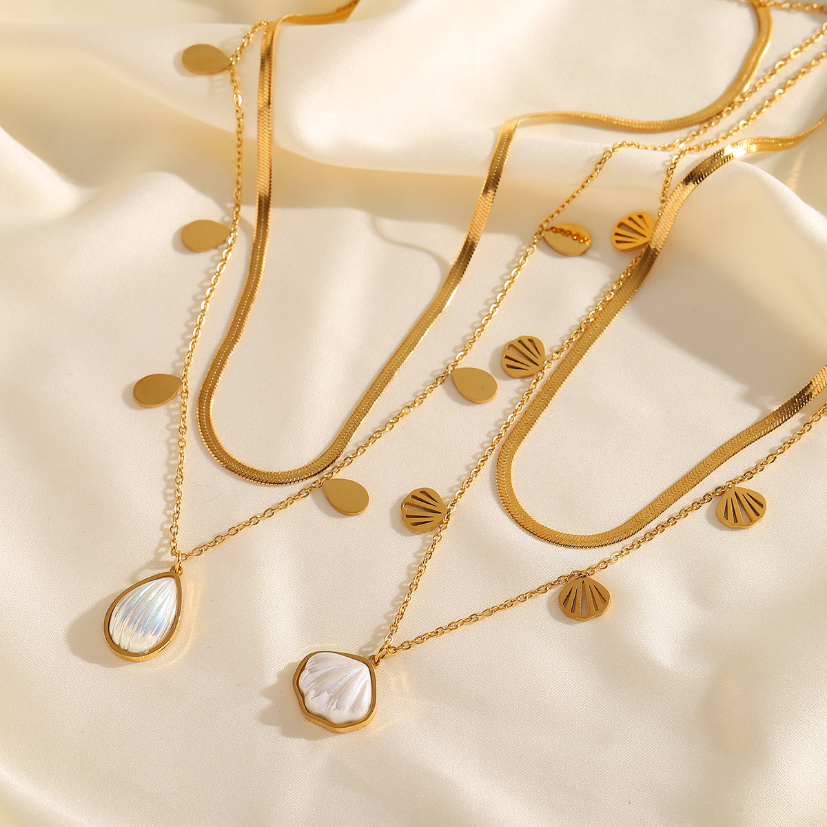 Ophelia Shell Necklace - Gold plated