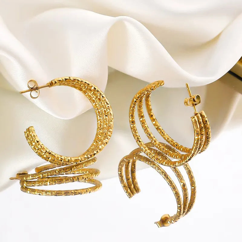 Triana Hoops