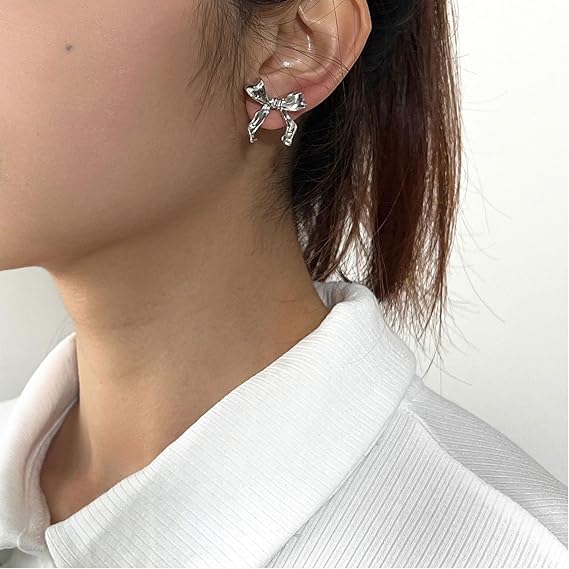 Elegant luxury jewellery from Luxe & Co., featuring high-quality materials like stainless steel, designed to elevate any outfit. Hypoallergenic, Tarnish-free, Waterproof.