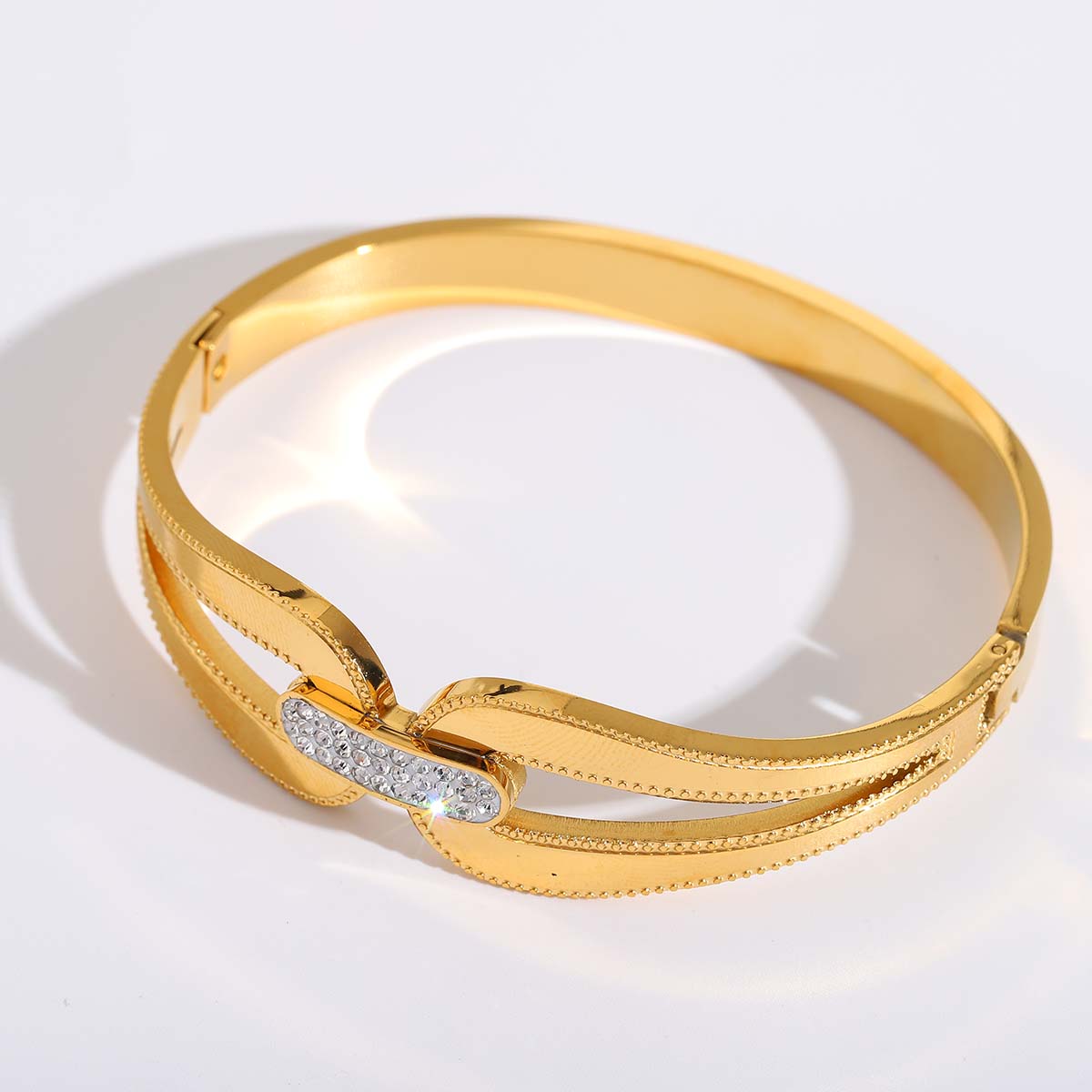 Celia Bangle - 18k Gold Plated