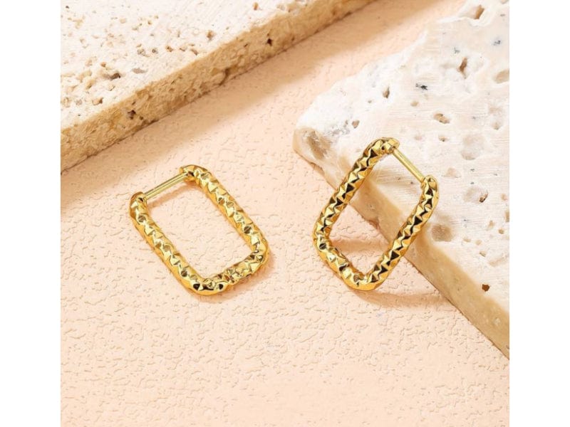 Luxeandco Earrings Alannah Huggie Earrings | Gold Plated