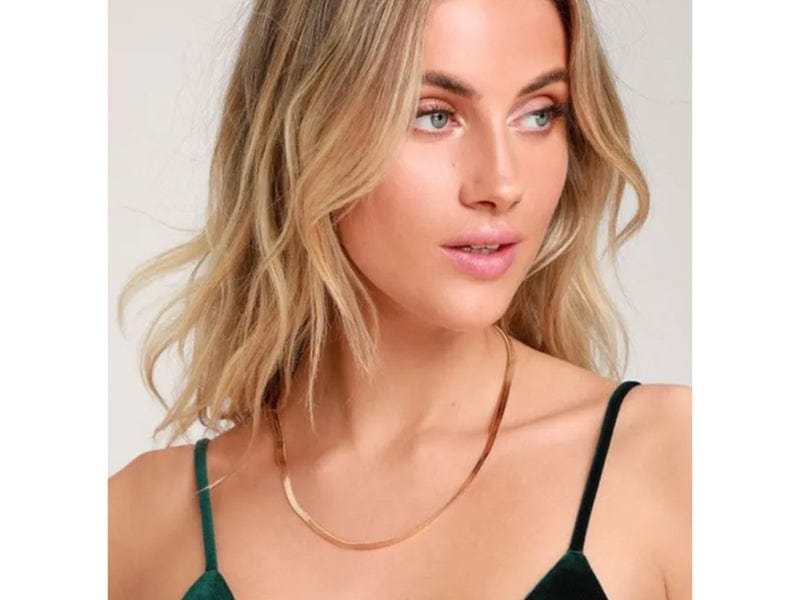 Elegant luxury jewellery from Luxe & Co., featuring high-quality materials like stainless steel, designed to elevate any outfit. Hypoallergenic, Tarnish-free, Waterproof.