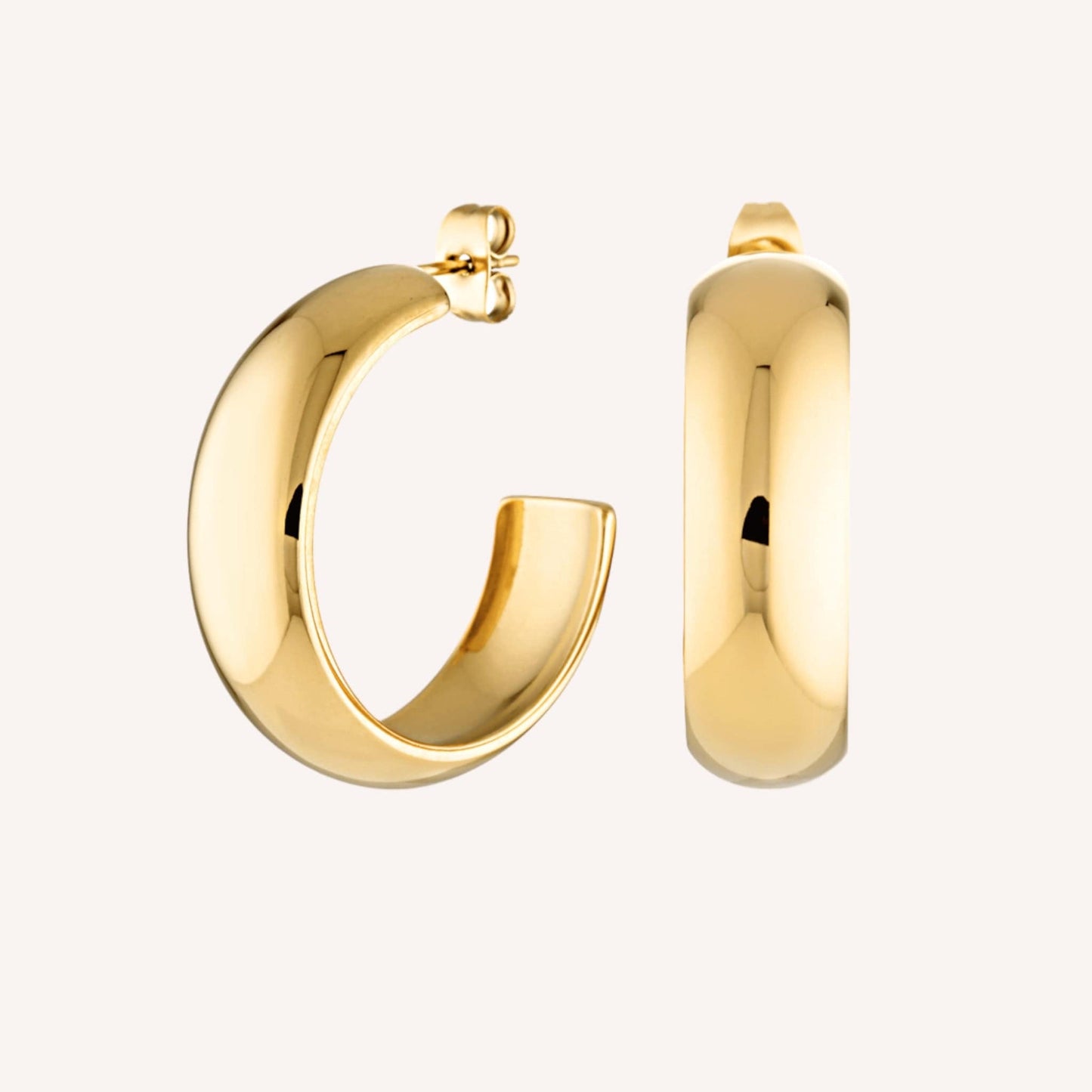 Elegant luxury jewellery from Luxe & Co., featuring high-quality materials like stainless steel, designed to elevate any outfit. Hypoallergenic, Tarnish-free, Waterproof.