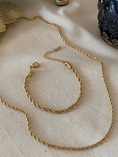Aurelia Gold Rope Jewellery Set