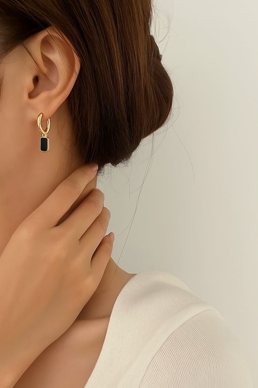 Immi Huggies - Black Zircon stone - 14k Gold plated