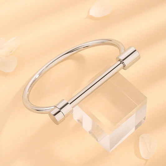 Ivy Bangle in Silver